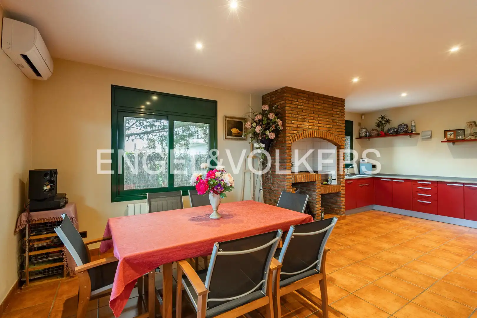 Dining room of Houses for sale in Sant Cugat del Vallès  with Heating, Private garden and Parquet flooring