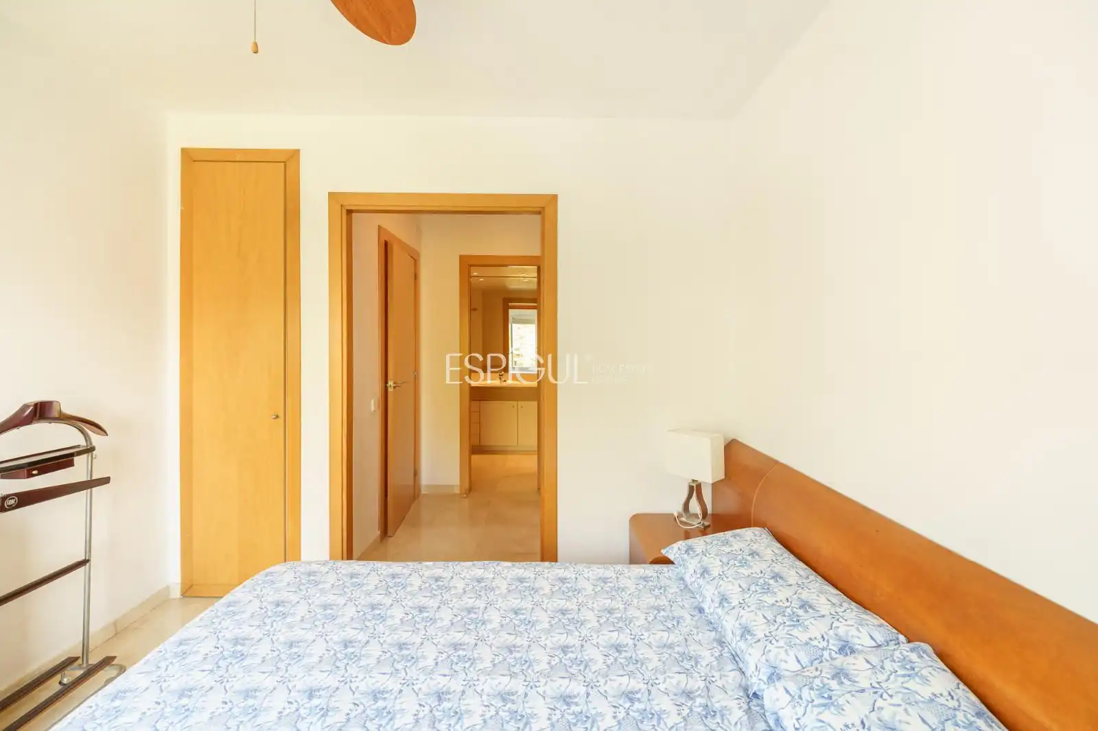 Habitación de Casa adosada en venta en Tiana con Calefacción, Jardín privado y Parquet