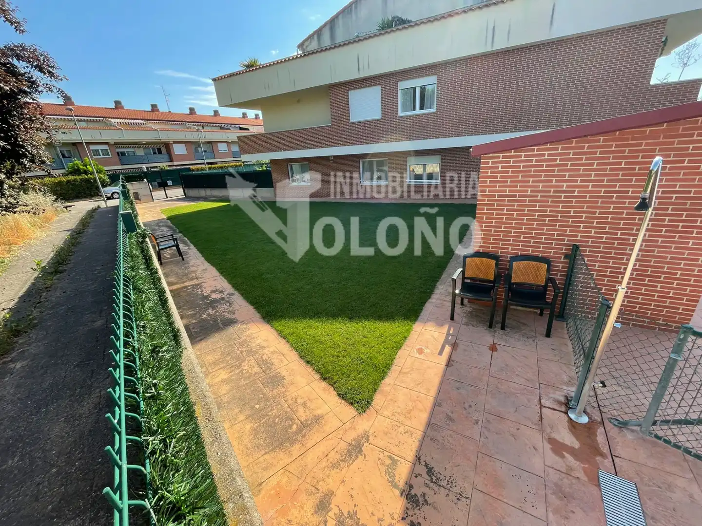 Terraza de Dúplex en venta en Castañares de Rioja con Calefacción, Parquet y Terraza