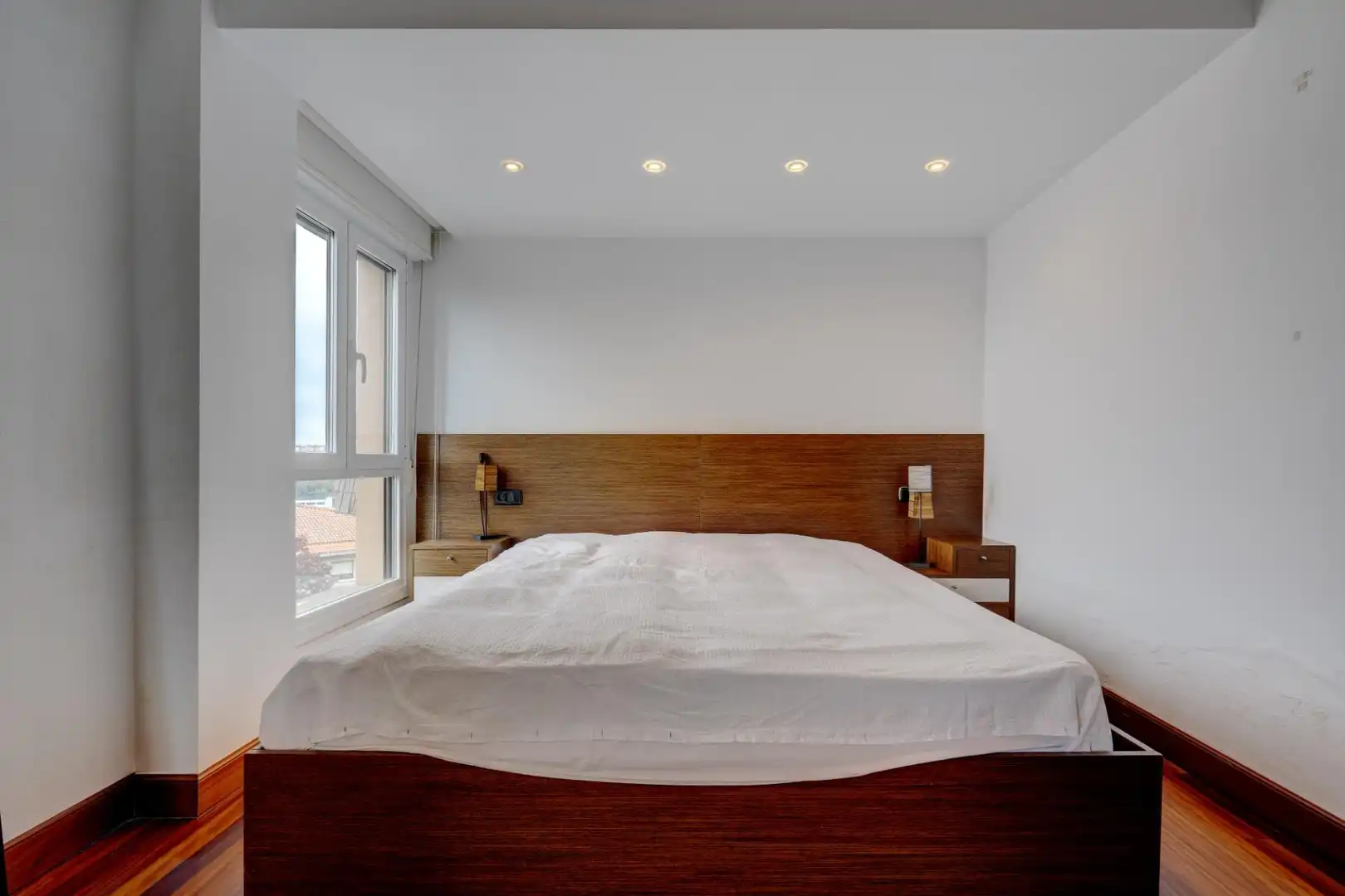 Habitación de Piso en venta en Donostia - San Sebastián  con Calefacción, Trastero y Amueblado
