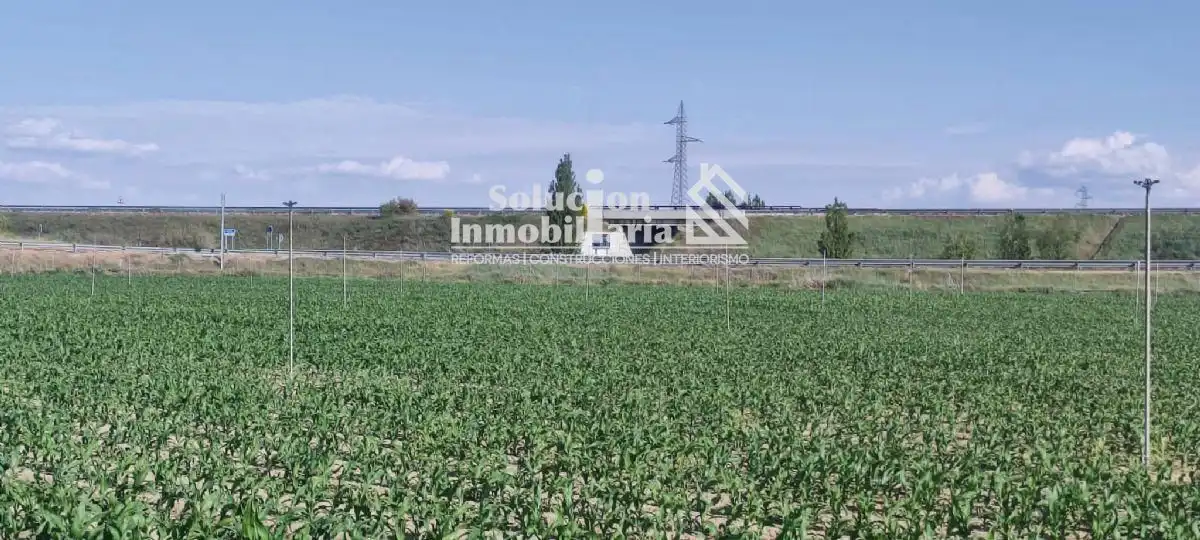 Land for sale in Encinas de Abajo