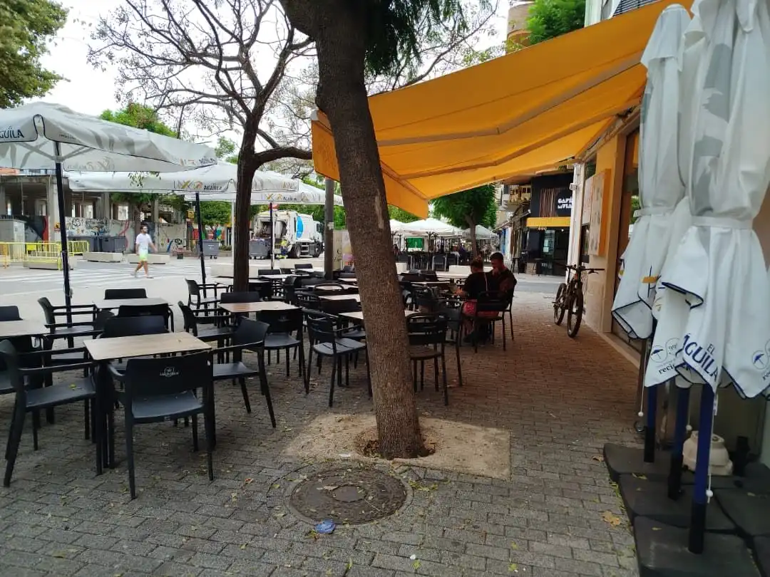 Business premises for transfer in calle la via 53, imagen 10