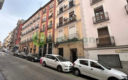 Außenansicht von Wohnung zum verkauf in  Madrid Capital mit Klimaanlage