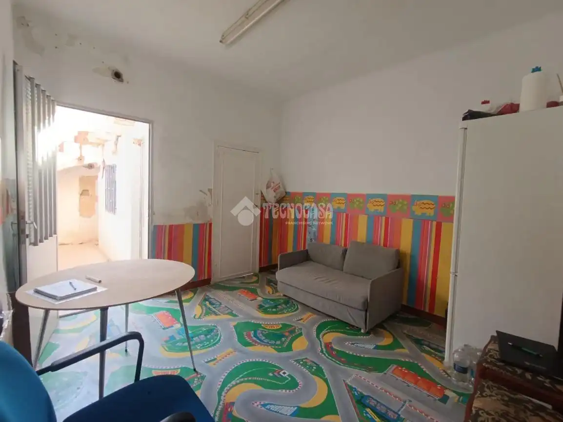 Casa aparellada en venda a La Carolina, imagen 4