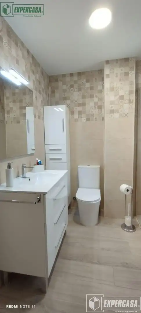 Baño de Casa o chalet de alquiler en Riba-roja de Túria con Aire acondicionado, Terraza y Trastero