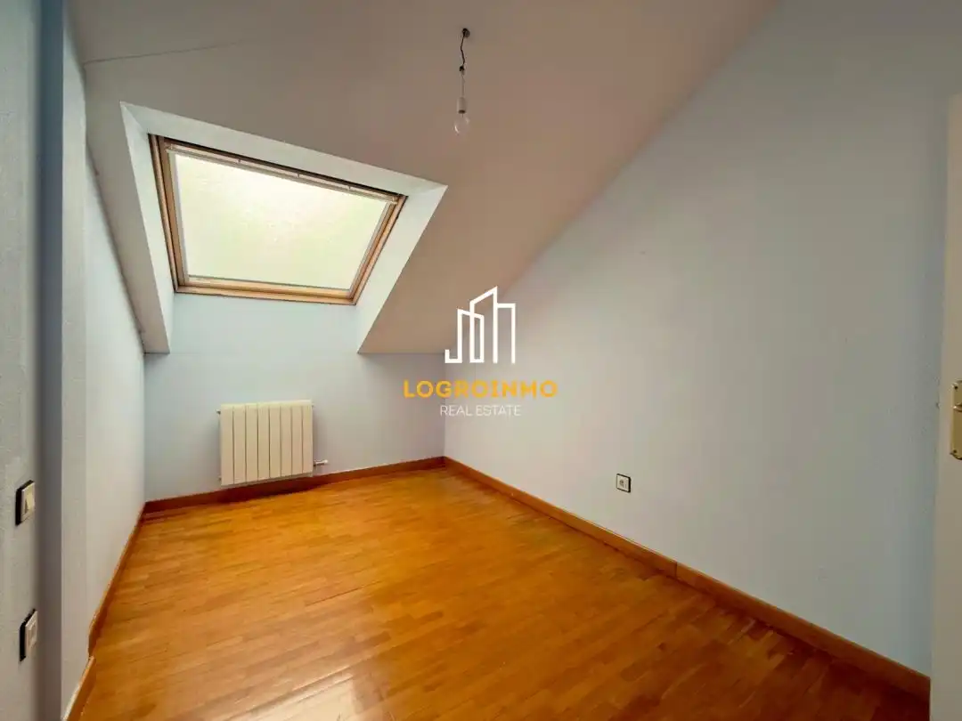 Habitación de Piso en venta en Villamediana de Iregua con Calefacción y Amueblado