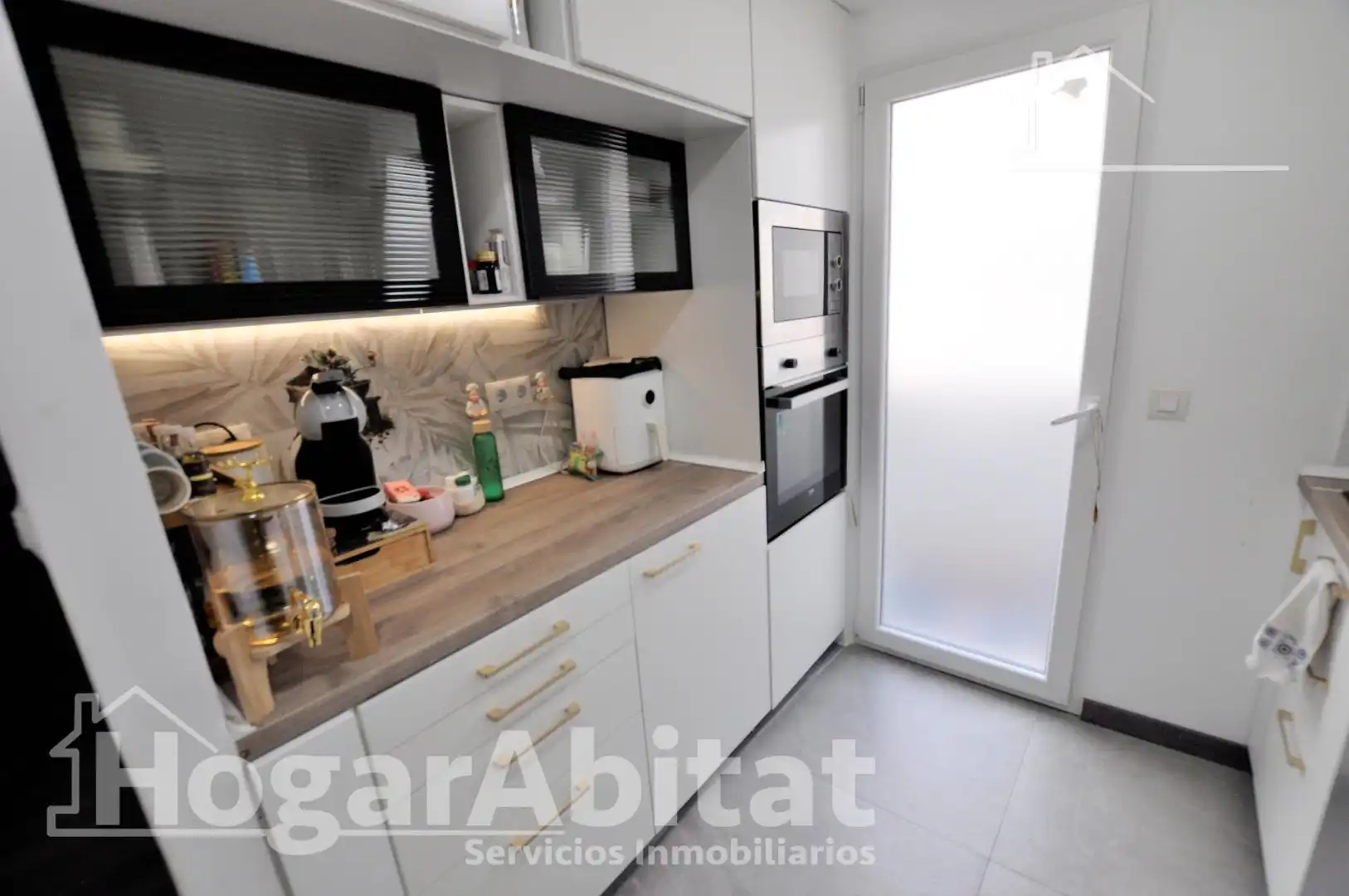 Kitchen of Flat for sale in Alfafar  with Air Conditioner, Heating and Parquet flooring