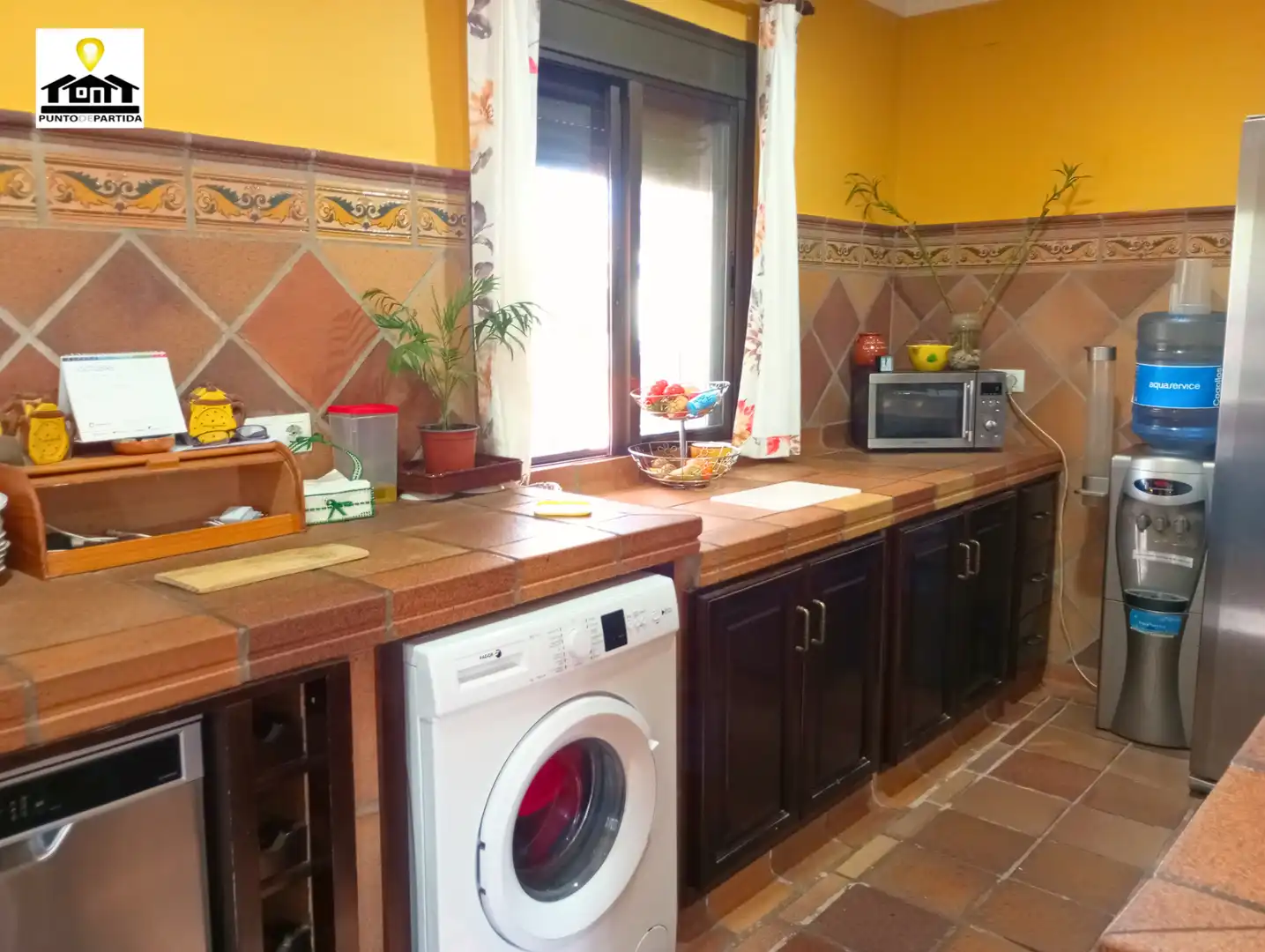 Cocina de Casa o chalet en venta en Carmona con Aire acondicionado, Jardín privado y Terraza