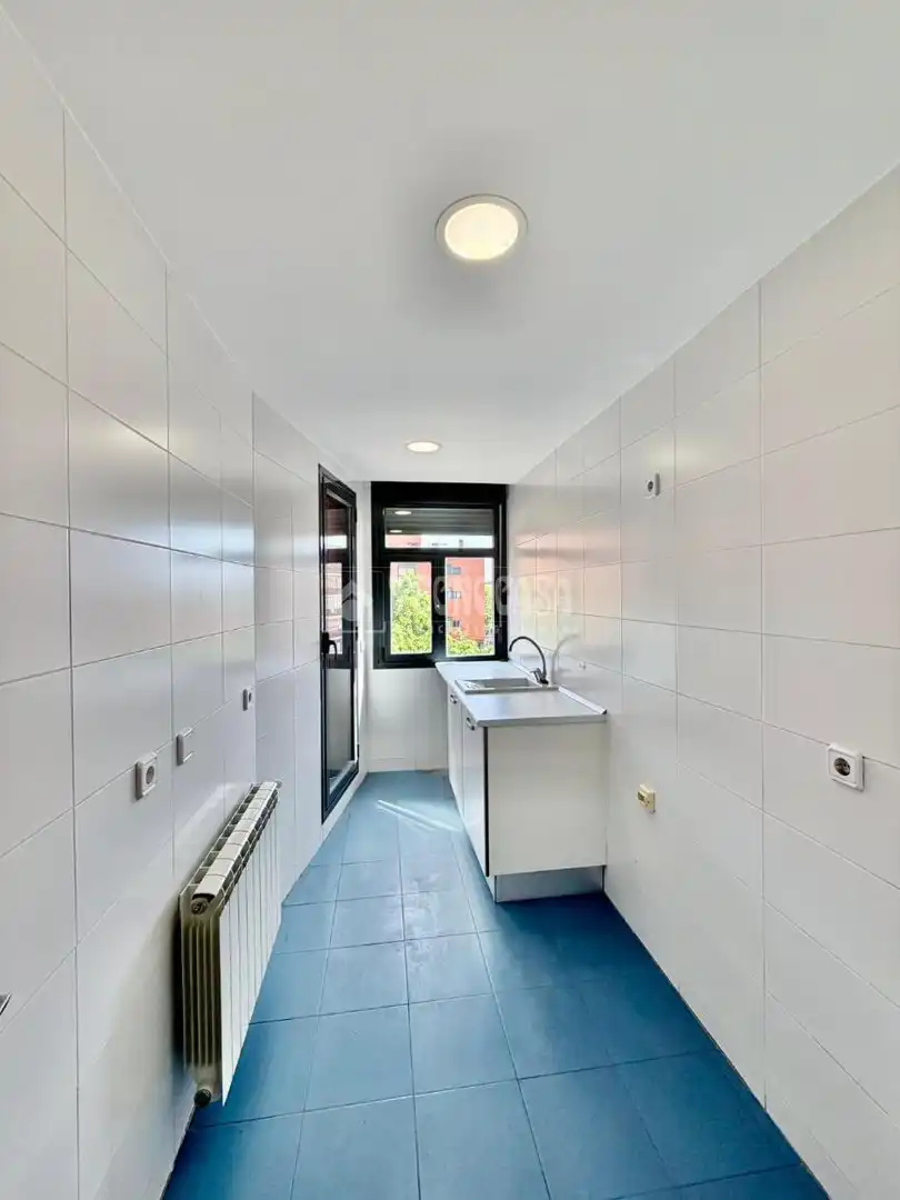 Baño de Piso en venta en Madrid con Aire acondicionado, Calefacción y Terraza