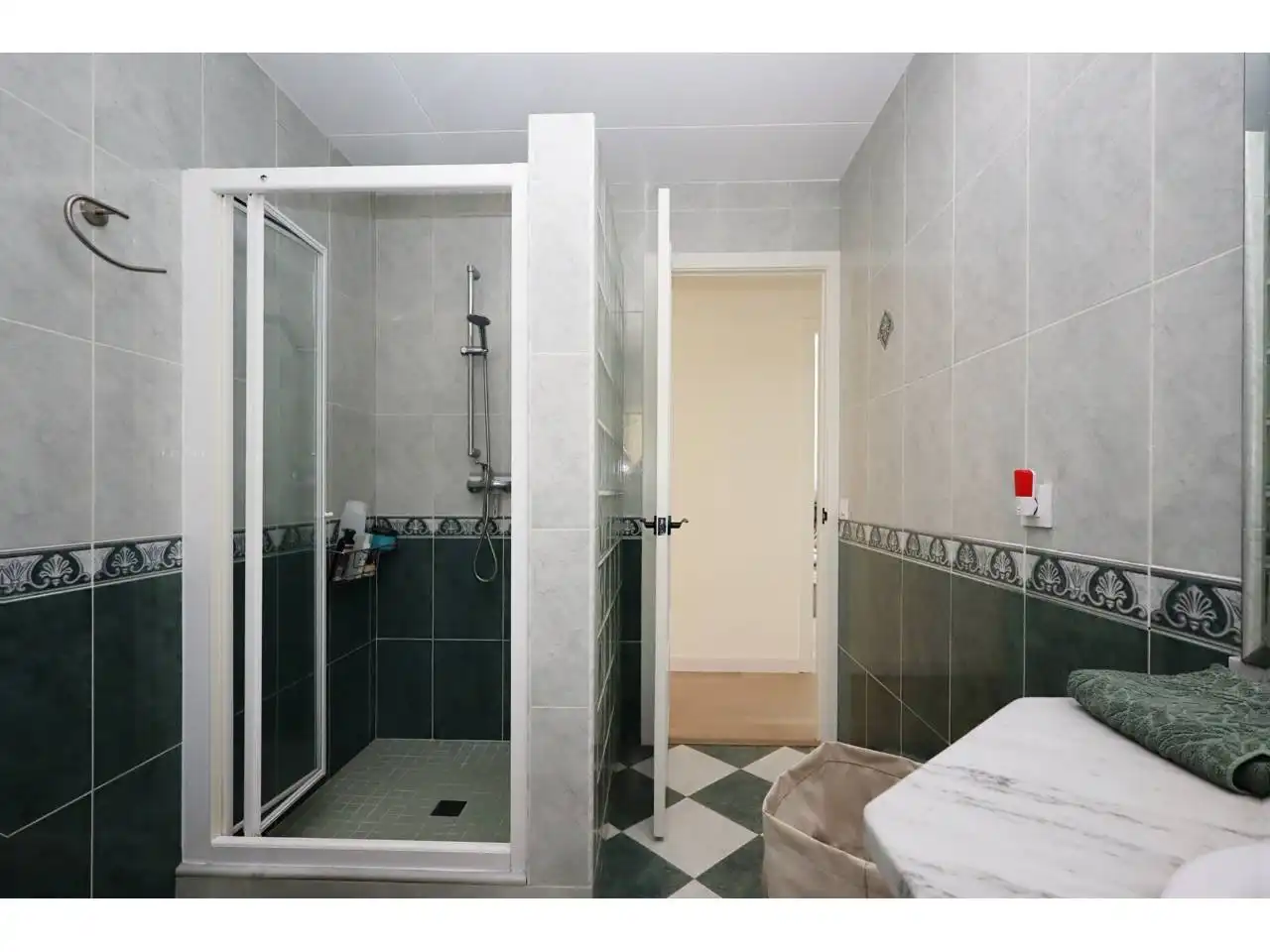 Bathroom of Houses for sale in Lloret de Mar  with Heating, Private garden and Parquet flooring