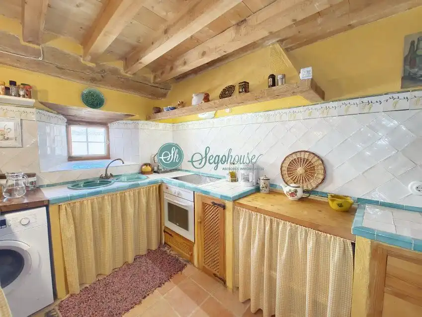 Cocina de Casa o chalet en venta en Escobar de Polendos con Calefacción y Trastero