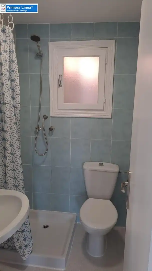 Badezimmer von Wohnungen zum Verkauf in Cartagena mit Privatgarten, Terrasse und Möbliert