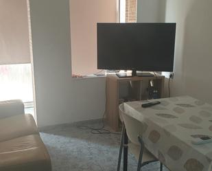 Living room of Flat for sale in  Valencia Capital  with Air Conditioner and Balcony