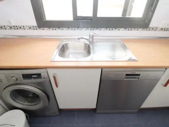 Apartament amb ascensor de lloguer a calle tomás lopez 9, imagen 7