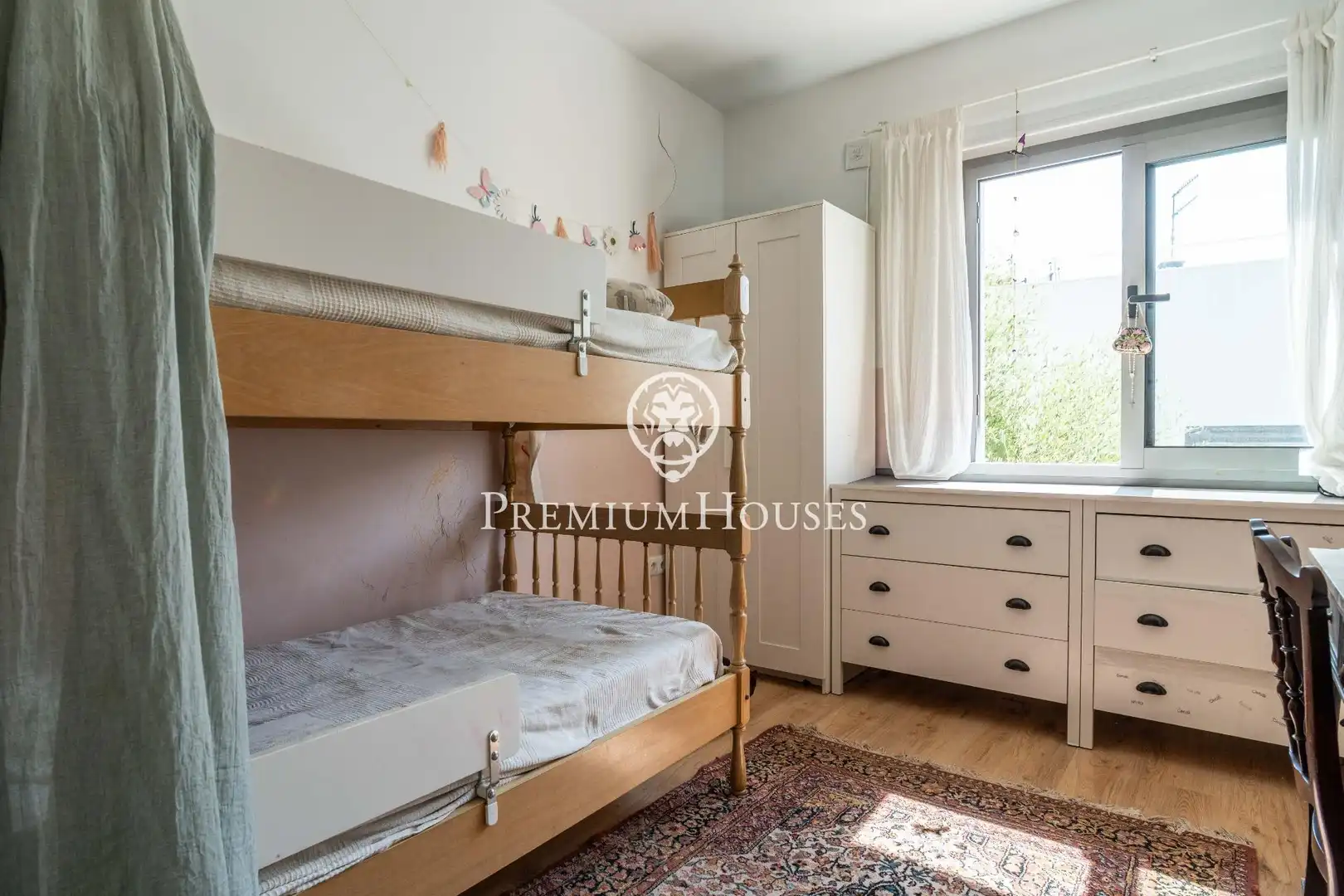 Dormitori de Casa o xalet en venda en Sant Pere de Ribes amb Aire condicionat, Calefacció i Jardí privat