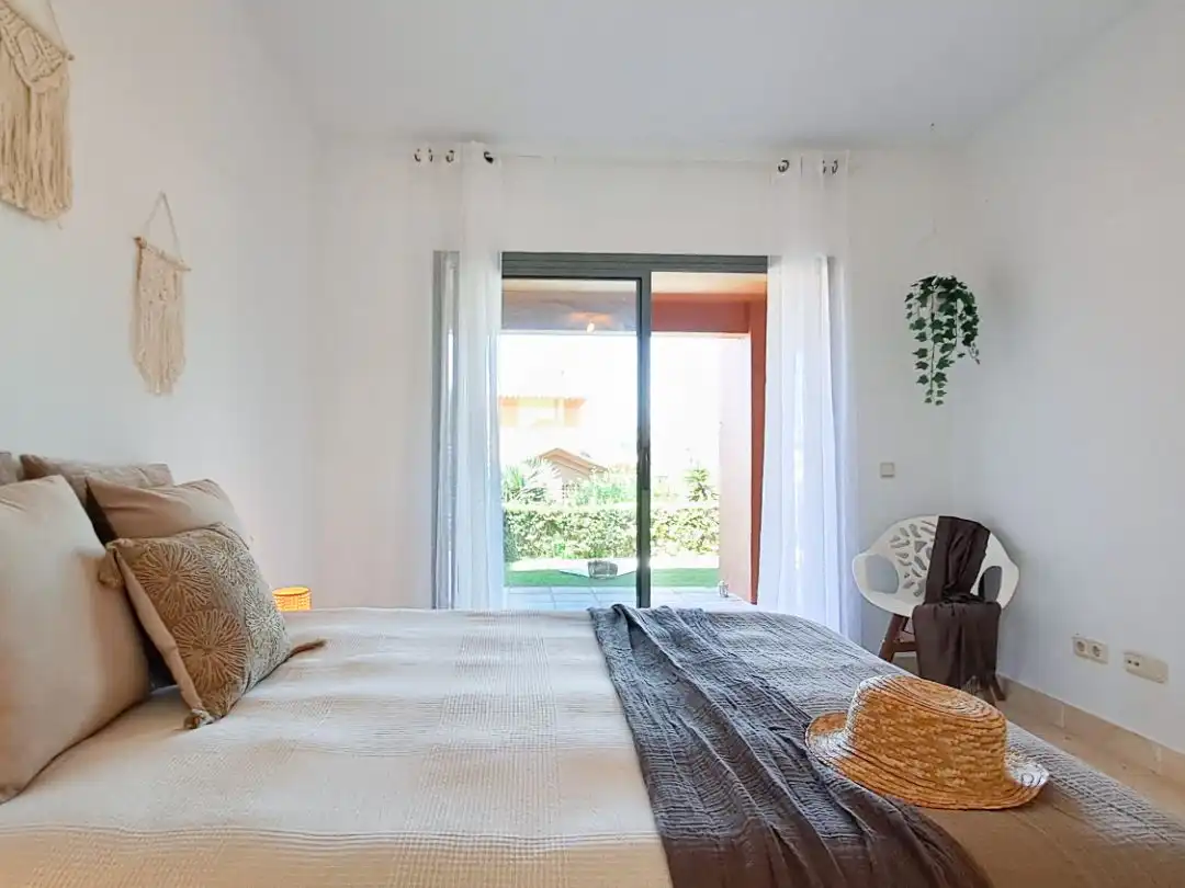 Bedroom of Flat for sale in Estepona  with Air Conditioner, Private garden and Terrace