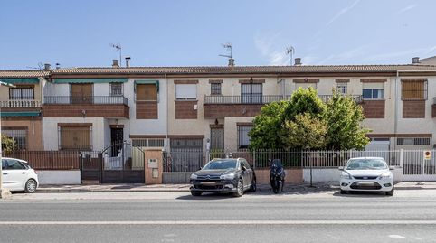 Foto 4 de Casa adosada en venta en Calle la Redonda, 21, Pinos Puente, Granada