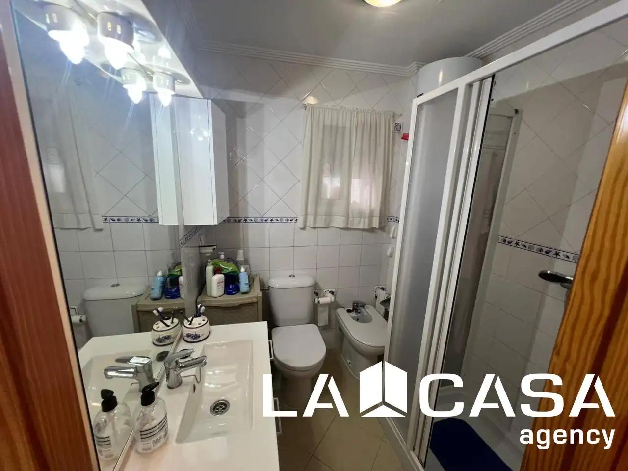 Baño de Piso en venta en Dos Hermanas con Terraza