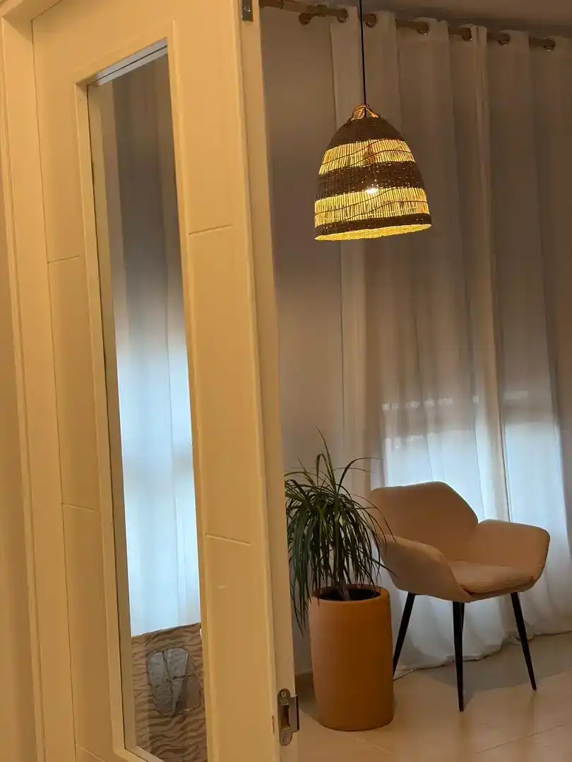 Sala d'estar de Casa adosada en venda en Lucena amb Aire condicionat i Balcó