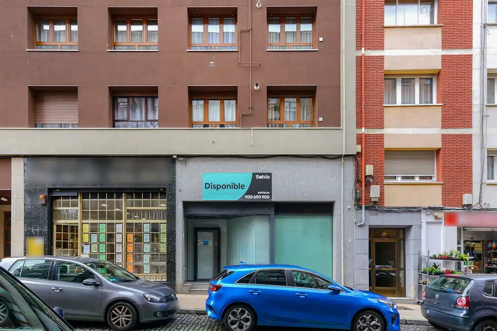 Locale commerciale in vendita a C/ Palacio Valdés