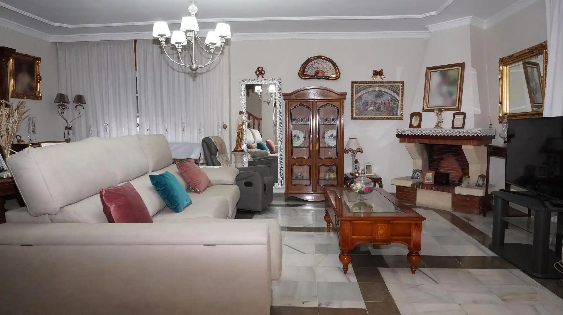 Sala d'estar de Casa adosada en venda en Motril amb Aire condicionat i Terrassa