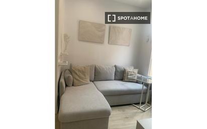 Bedroom of Flat to rent in  Madrid Capital  with Air Conditioner, Heating and Furnished