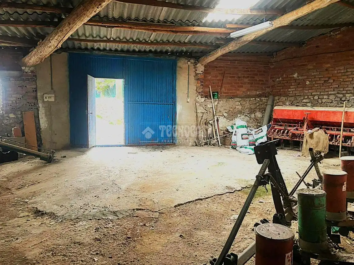 Aparcament de Terreny industrial en venda en Mariana