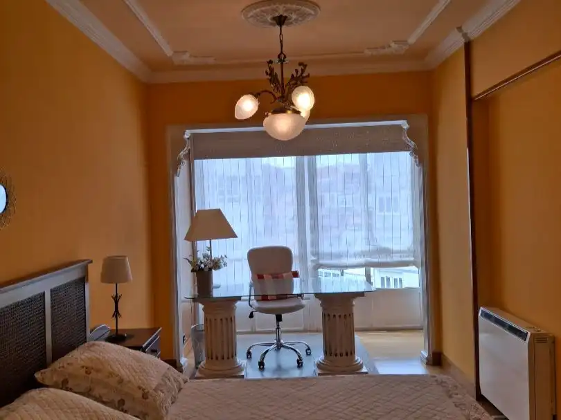 Schlafzimmer von Wohnung zur Miete in Santiago de Compostela 