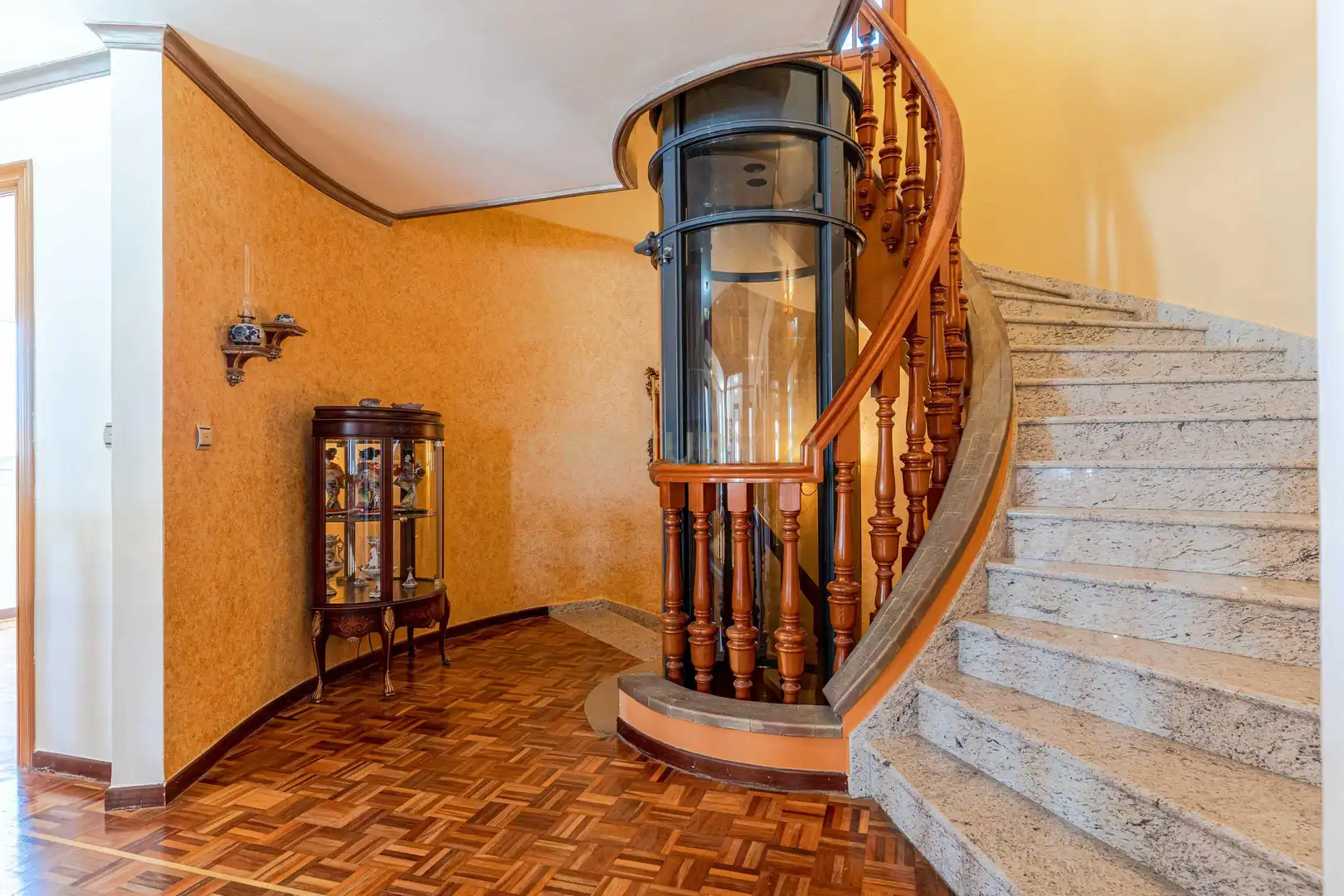 Casa o chalet en venta en Motril con Aire acondicionado y Jardín privado
