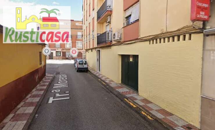 Garatge de lloguer a Travesia Moredal, 1