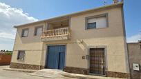 Vista exterior de Casa o xalet en venda en Horcajo de Santiago amb Calefacció, Jardí privat i Terrassa