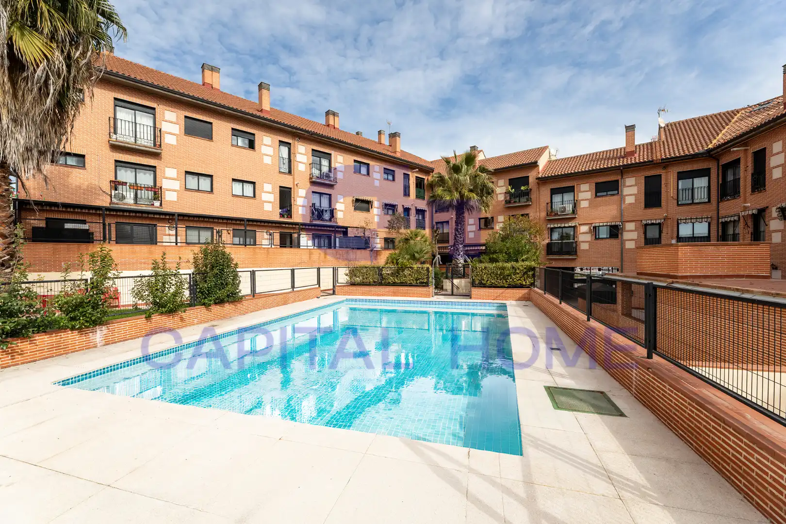 Piscina de Piso en venta en Navalcarnero con Aire acondicionado, Calefacción y Parquet
