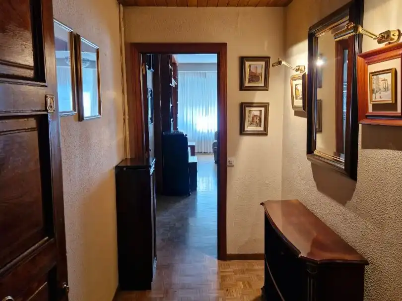 Piso en venta en  Madrid Capital con Terraza y Balcón