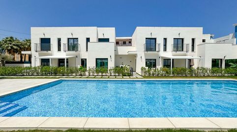 VILLA de 4 dormotorios con jardín privado y piscina comunitaria, imatge 4