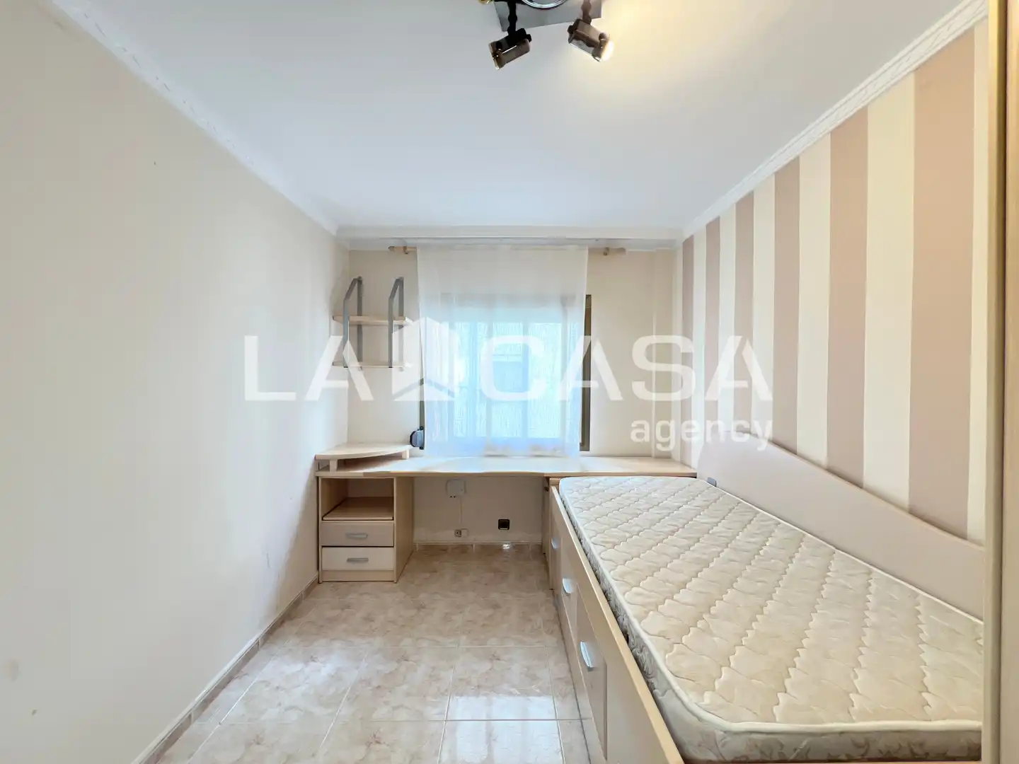 Flat for sale in Badalona  with Heating and Balcony
