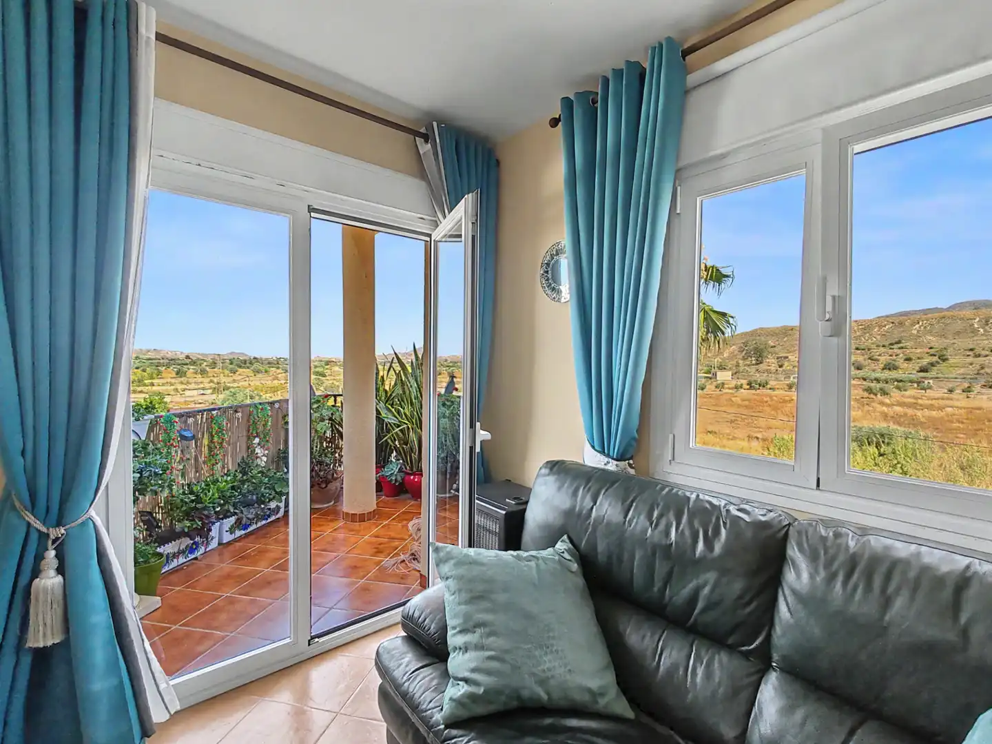Sala de estar de Ático en venta en Turre con Aire acondicionado, Calefacción y Terraza