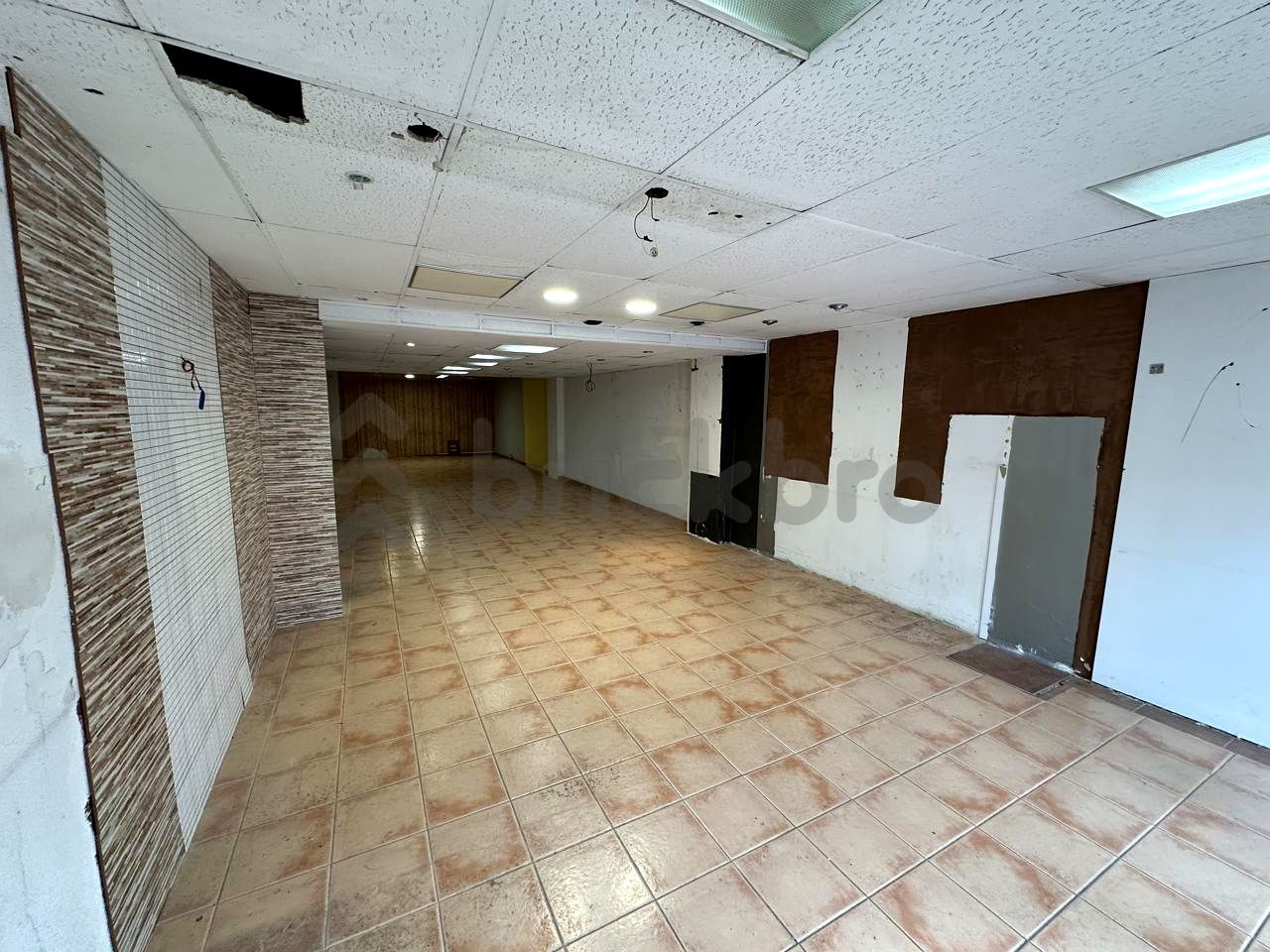 Local en venda a Carrer de Sardenya, El Camp d'en Grassot i Gràcia Nova