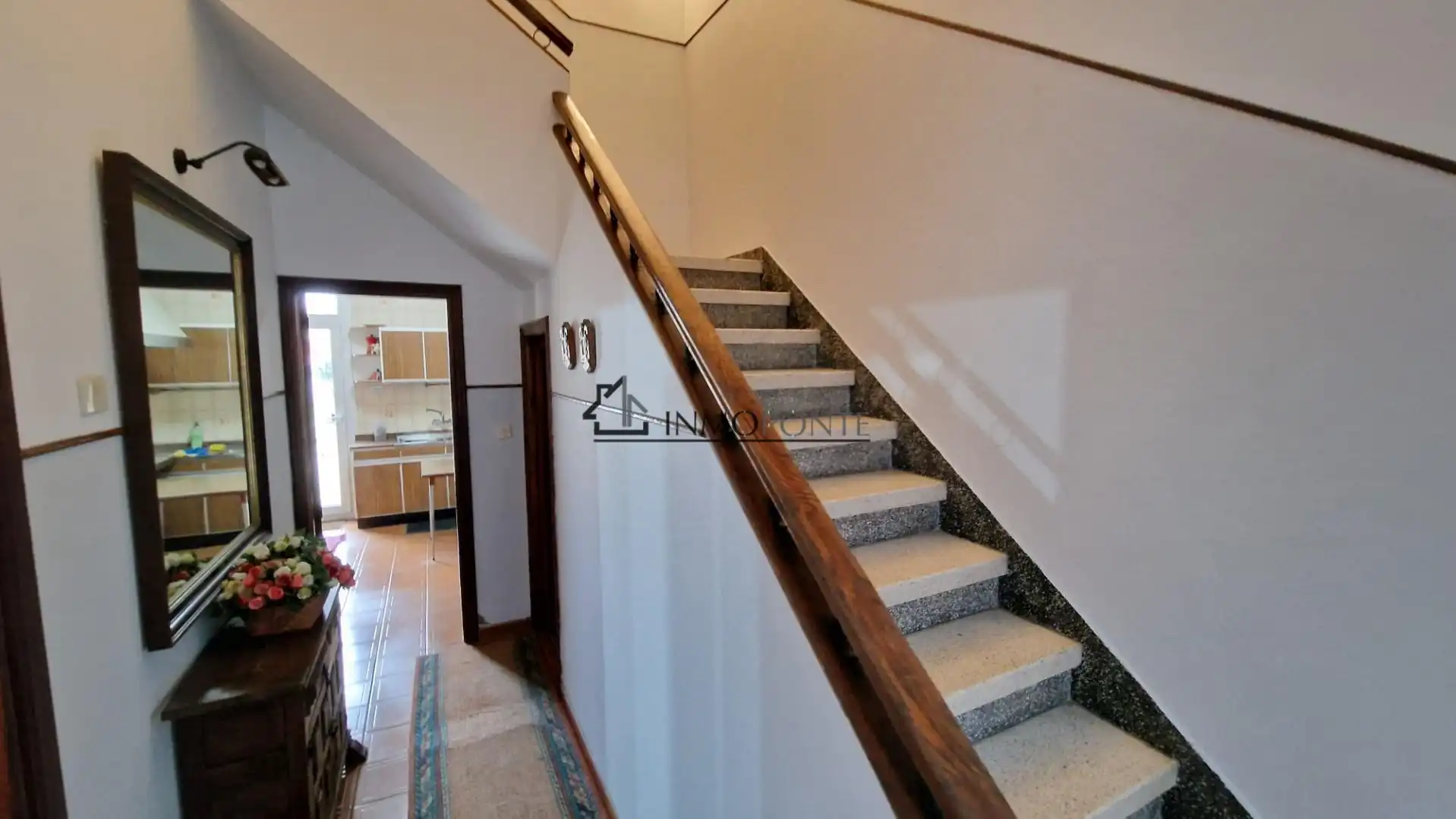 Casa adosada en venda en O Grove   amb Calefacció, Jardí privat i Traster