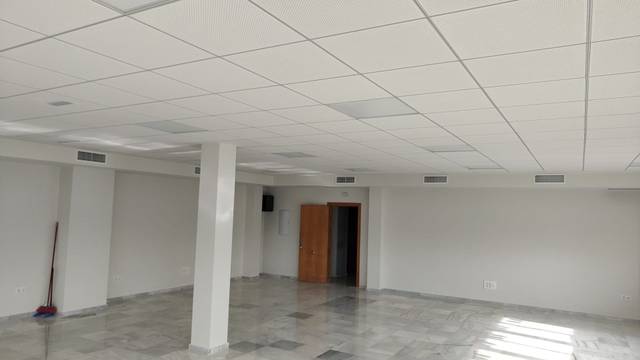 Oficina en Alquiler en Manufactura en Pisa