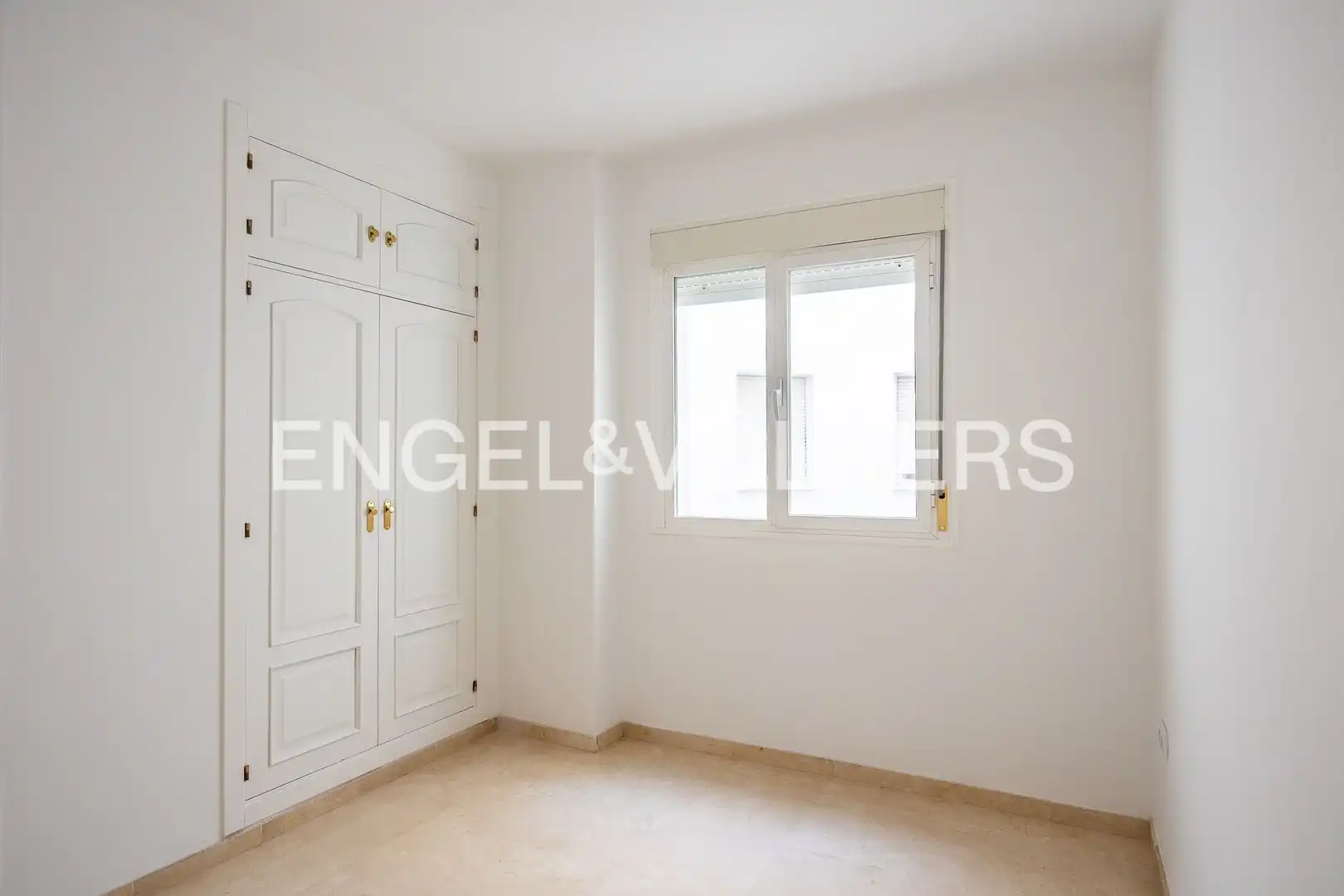 Habitación de Piso de alquiler en Sevilla con Aire acondicionado, Calefacción y Piscina