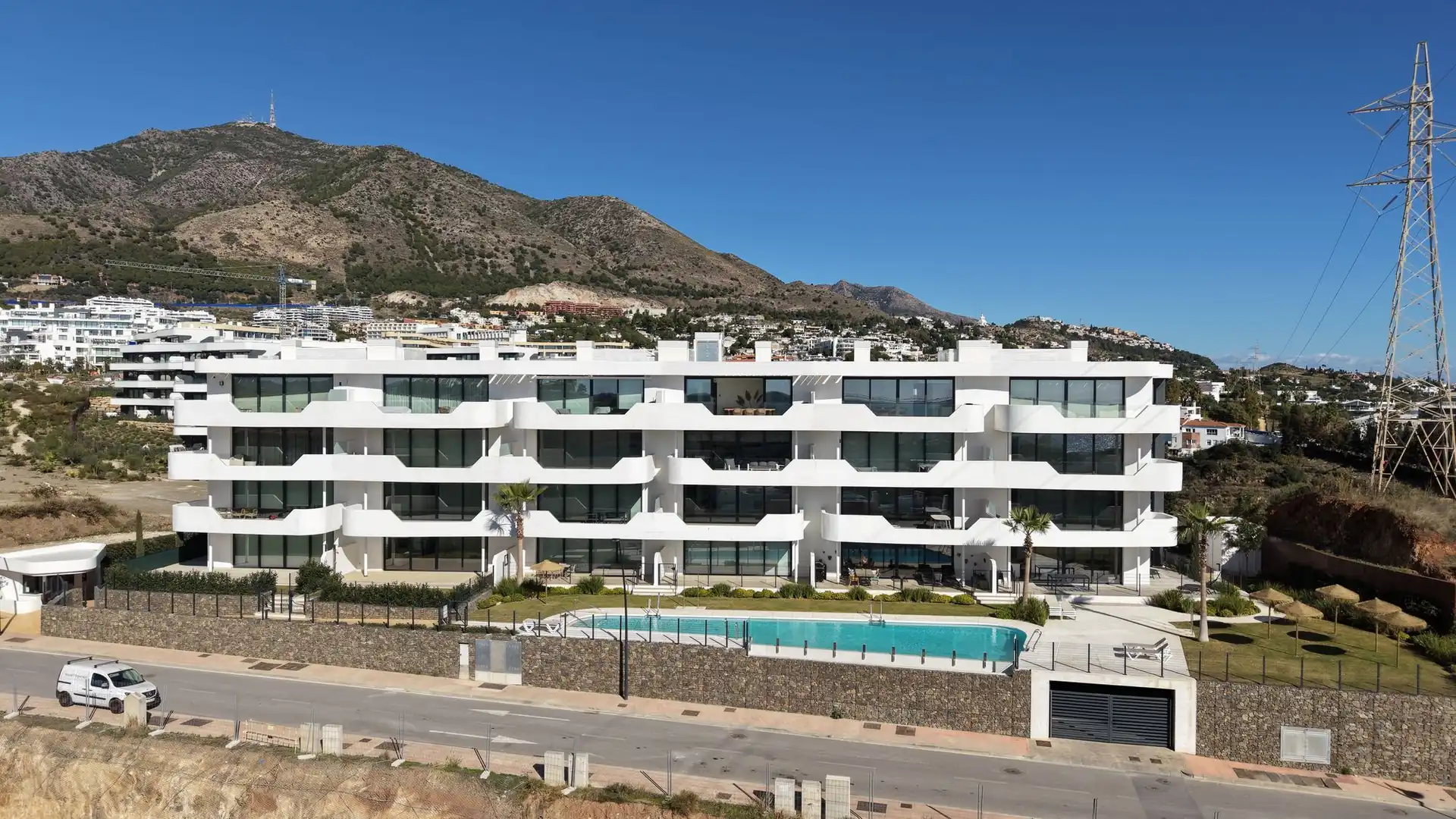 Außenansicht von Dachboden zum Verkauf in Fuengirola mit Terrasse