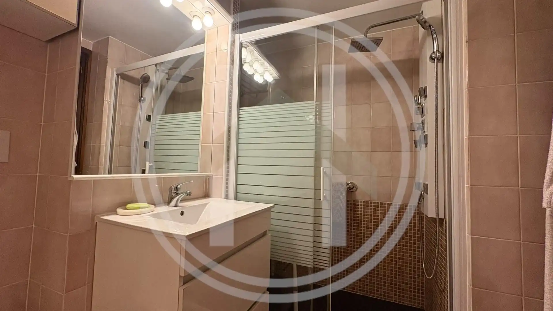 Badezimmer von Wohnung zum Verkauf in Granollers mit Heizung und Balkon