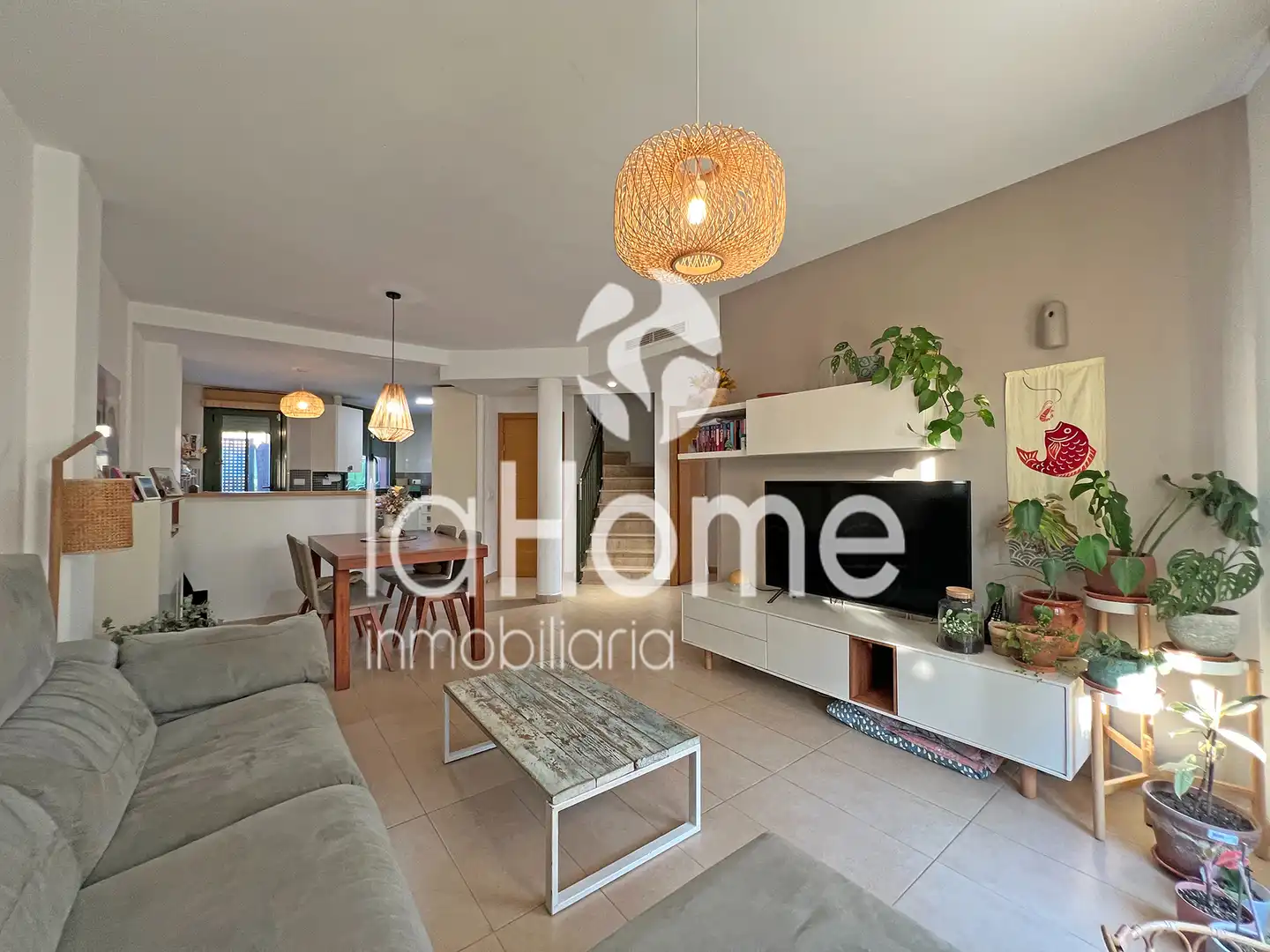 Sala de estar de Casa adosada en venta en Bétera con Aire acondicionado, Calefacción y Jardín privado