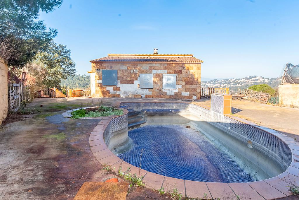 Swimming pool of House or chalet for sale in Lloret de Mar
