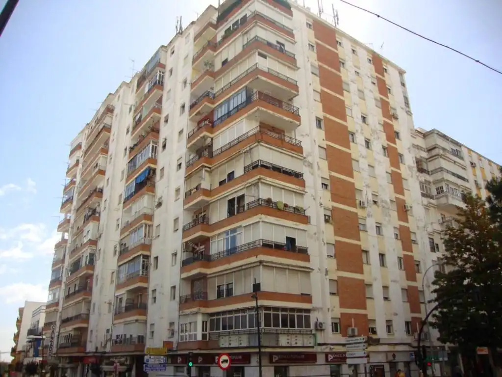 Vista exterior de Apartament en venda en San Juan de Aznalfarache