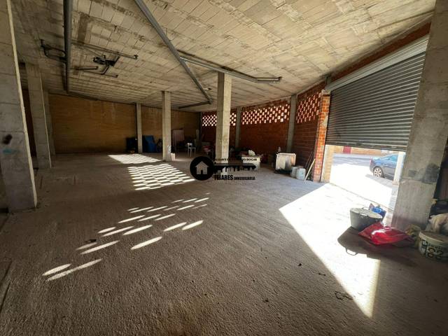 Local comercial en Alquiler en Universidad