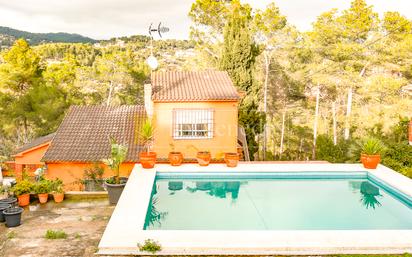 Exterior view of House or chalet for sale in Olesa de Bonesvalls  with Heating, Private garden and Terrace