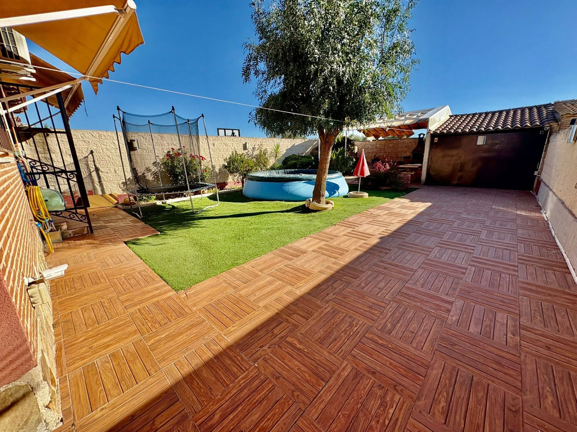 Terrassa de Casa o xalet en venda en Cedillo del Condado amb Aire condicionat i Calefacció