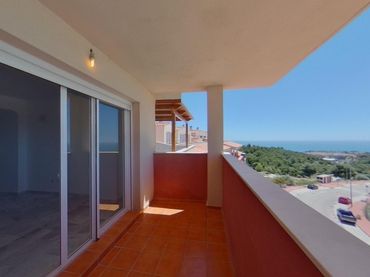 Penthouse with pool for sale in Santangelo