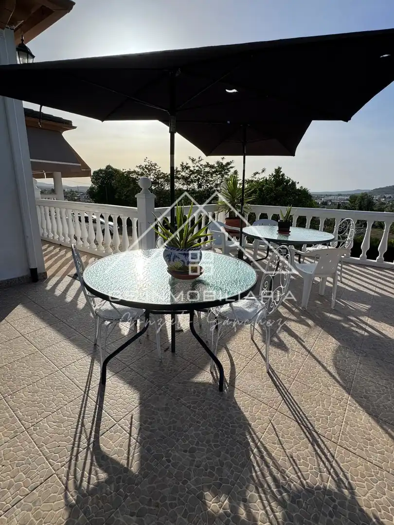 Casa amb jardí en venda a Cabra, imagen 3